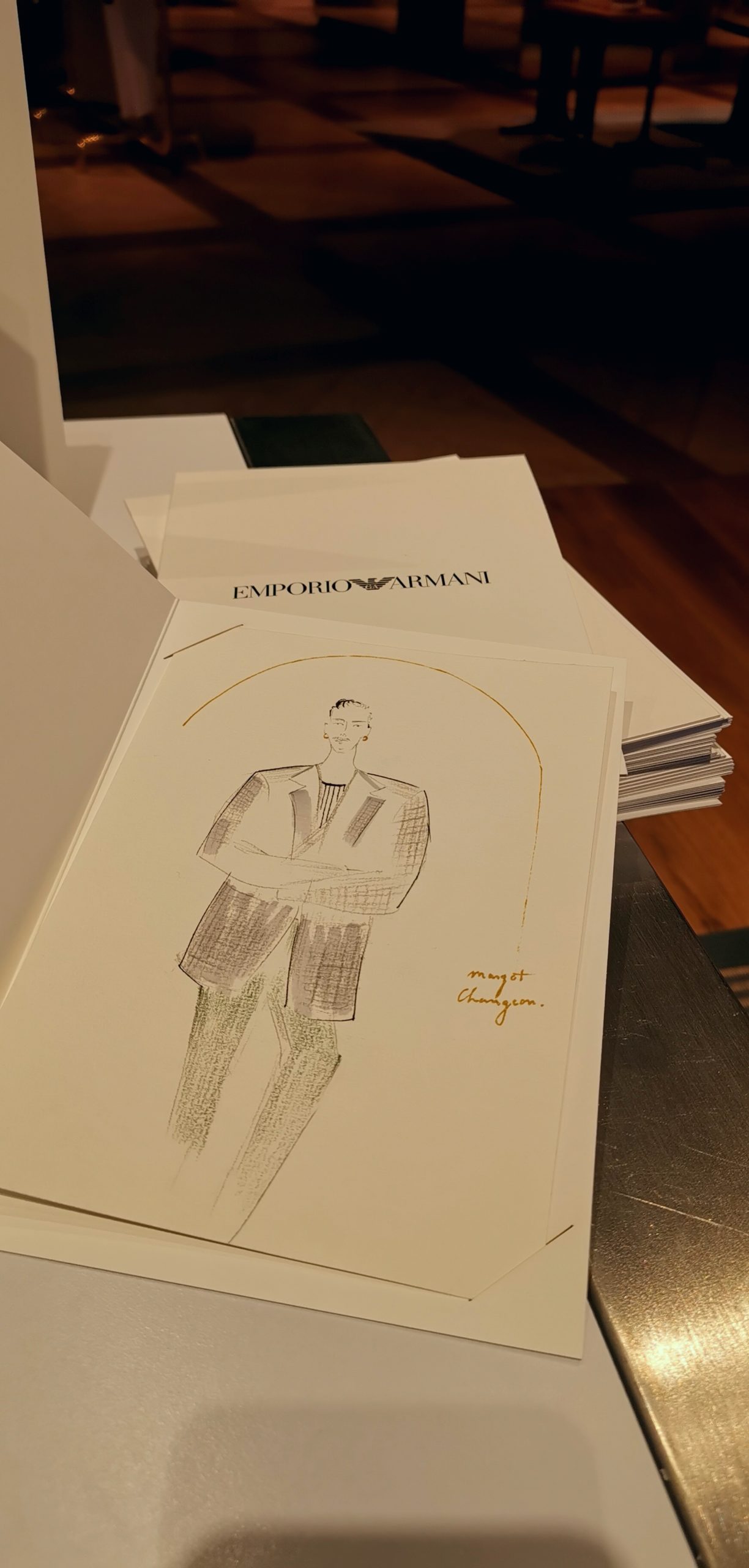 Giorgio Armani, fashion live sketching Giorgio Armani par Margot Changeon Giorgio Armani, fashion live sketching Giorgio Armani par Margot Changeon