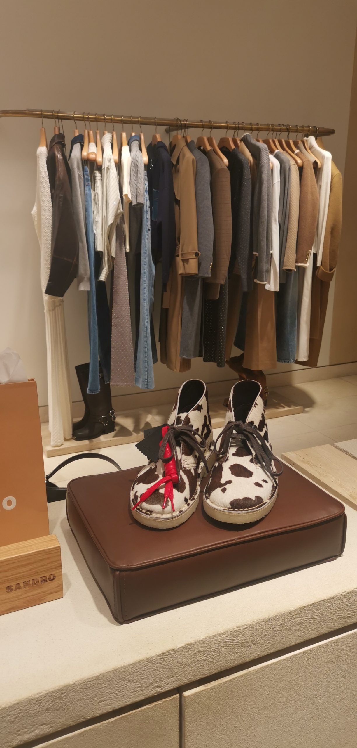 Live drawing à la boutique Sandro de Nice, dessin en direct par l'illustratrice Margot Changeon