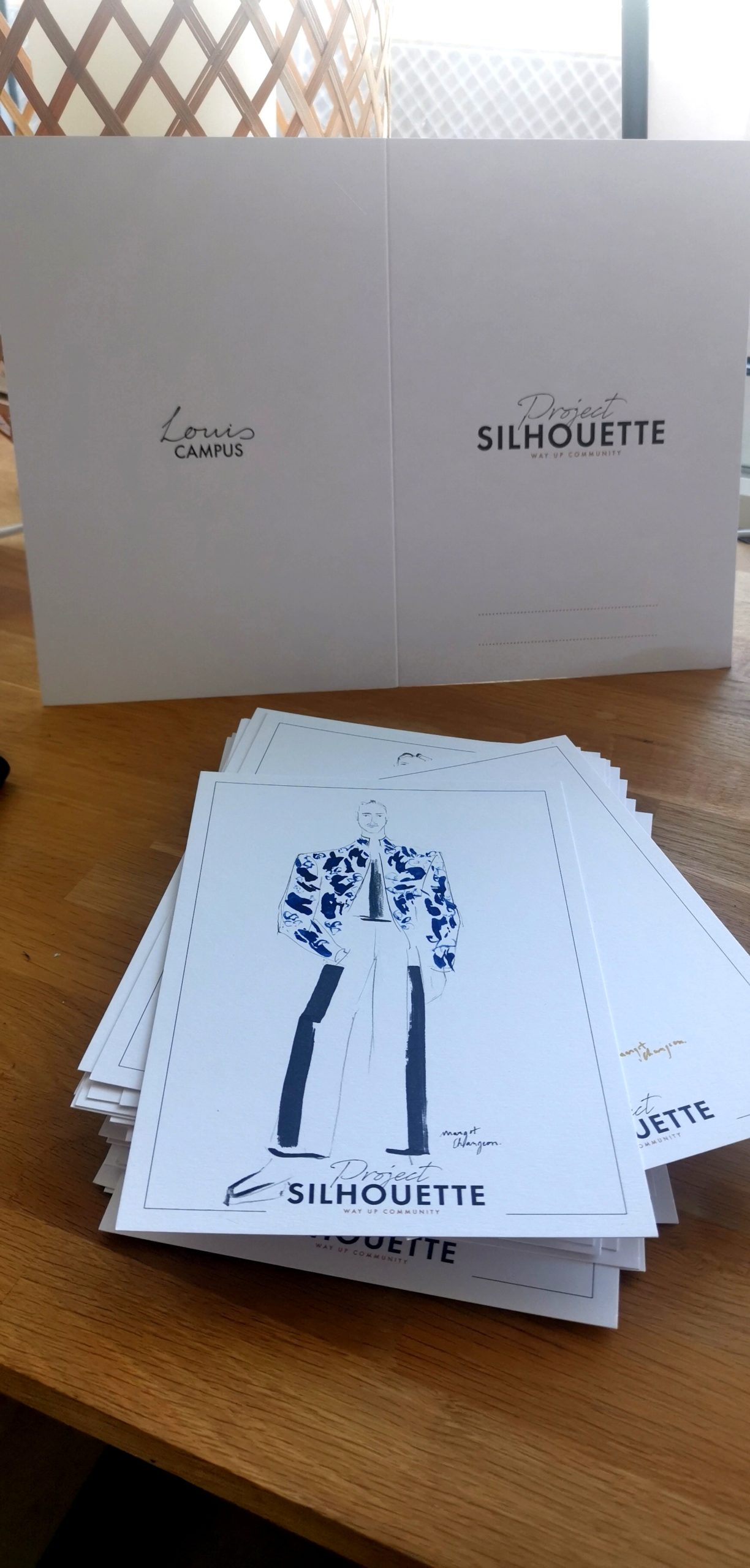 Fashion live drawing, live sketching for Louis Vuitton by Margot Changeon