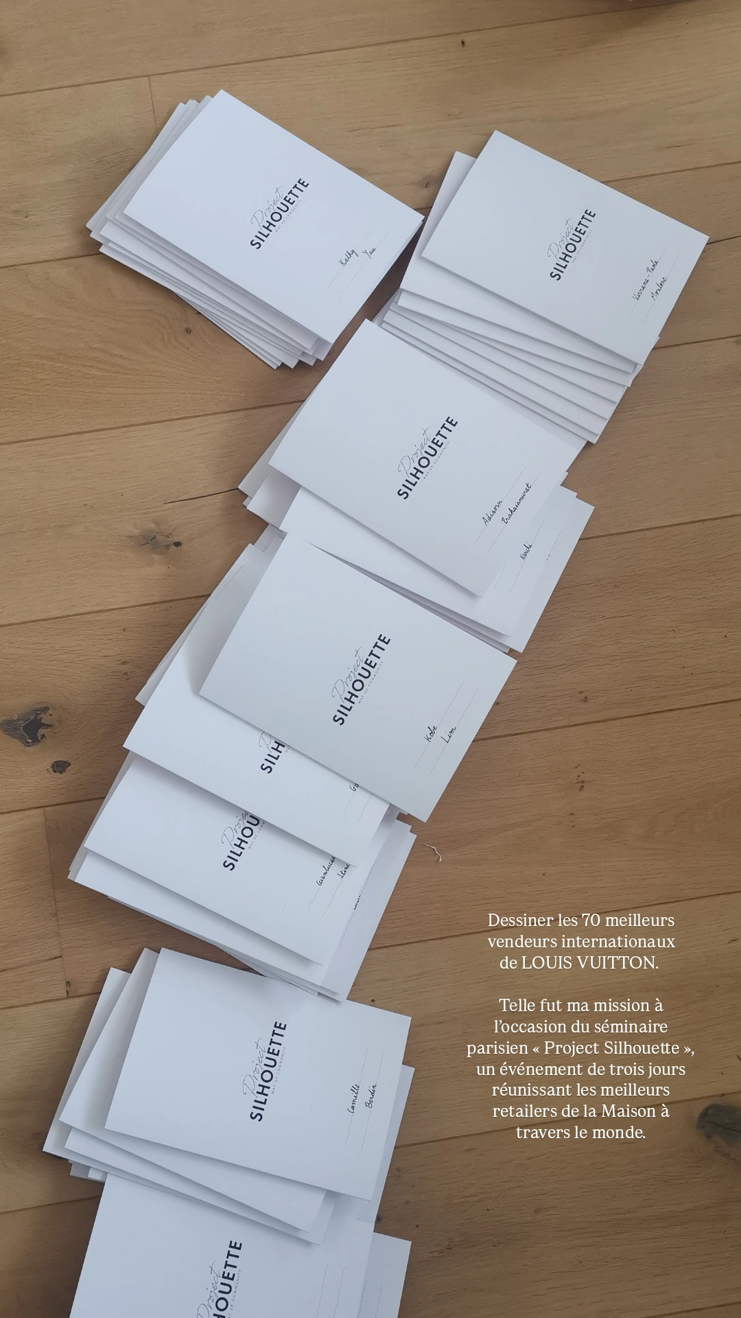 Fashion live drawing, live sketching for Louis Vuitton by Margot Changeon