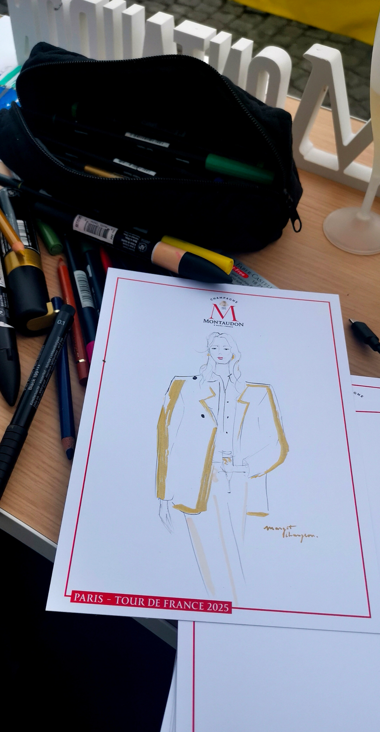 Dessin en direct lors de l'événement sportif Le Tour de France par l'illustratrice Margot Changeon